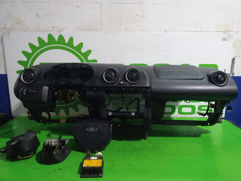 Recambio de kit airbag para ford fiesta (cbk) ambiente referencia OEM IAM 1300550  