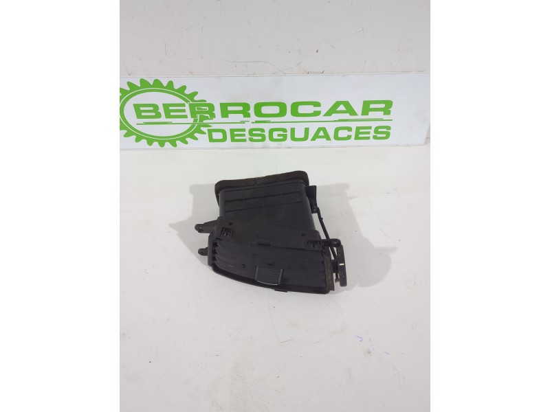 Recambio de rejilla aireadora para hyundai i30 (fd) 1.6 crdi referencia OEM IAM 974202R000  