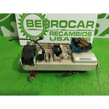CAJA RELES / FUSIBLES 4M5T14A073DD 