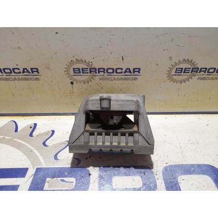 Recambio de soporte motor derecho para volkswagen caddy ka/kb (2k) 1.9 tdi referencia OEM IAM 1K0199262  