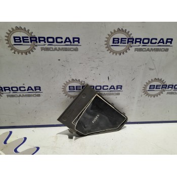 Recambio de moldura para saab 9-3 berlina 2.0 cat referencia OEM IAM 4234449  