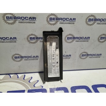 Recambio de moldura para land rover range rover sport referencia OEM IAM 490000072  
