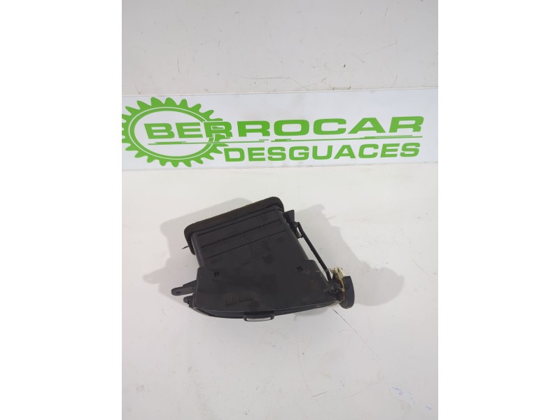 Recambio de rejilla aireadora para hyundai i30 (fd) 1.6 crdi referencia OEM IAM 974102R000  