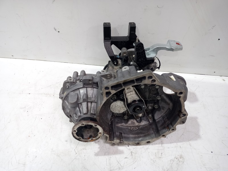 Recambio de caja cambios para volkswagen polo (6c1) advance bluemotion referencia OEM IAM 0A4301103  