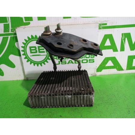 Recambio de evaporador aire acondicionado para ford fiesta (cbk) ambiente referencia OEM IAM 1206933  