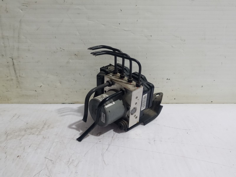 Recambio de abs para hyundai ix35 (lm, el, elh) 2.0 crdi 4wd referencia OEM IAM 589202Y350  