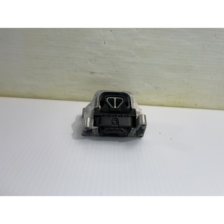 Recambio de soporte motor para volkswagen polo (6c1) advance bluemotion referencia OEM IAM G70155322  