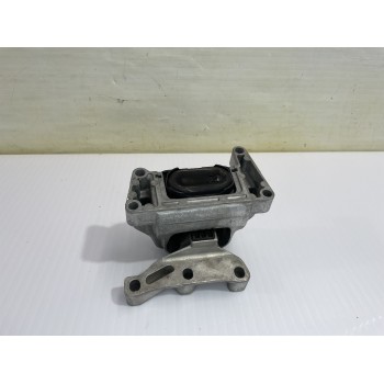 Recambio de soporte motor para volkswagen polo (6c1) advance bluemotion referencia OEM IAM G70155322  