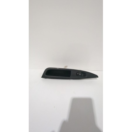 Recambio de mando elevalunas trasero derecho para nissan qashqai ii (j11, j11_) 1.5 dci referencia OEM IAM 829604EA0AX  