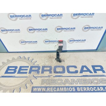 Recambio de anclaje cinturon para toyota avensis berlina (t25) 1.8 16v cat referencia OEM IAM 1019680  
