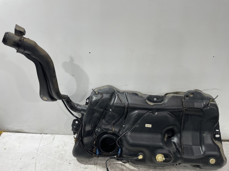 Recambio de deposito combustible para peugeot 508 allure referencia OEM IAM 9800353980  