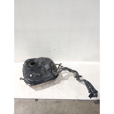 Recambio de deposito combustible para kia cee´d hatchback (ed) 1.6 crdi 90 referencia OEM IAM 311502H970  