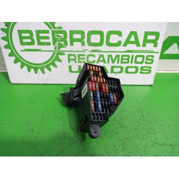 CAJA RELES / FUSIBLES 3C1941824 