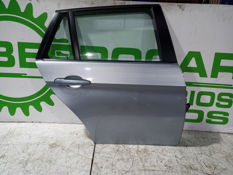 Recambio de puerta trasera derecha para bmw serie 3 touring (e91) 2.0 16v referencia OEM IAM 41007203676  