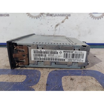 Recambio de sistema audio / radio cd para renault clio ii fase ii (b/cb0) referencia OEM IAM 8200057673  