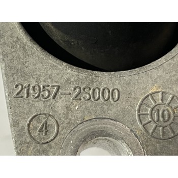 Recambio de soporte caja cambios para hyundai ix35 (lm, el, elh) 2.0 crdi 4wd referencia OEM IAM 219572S000  