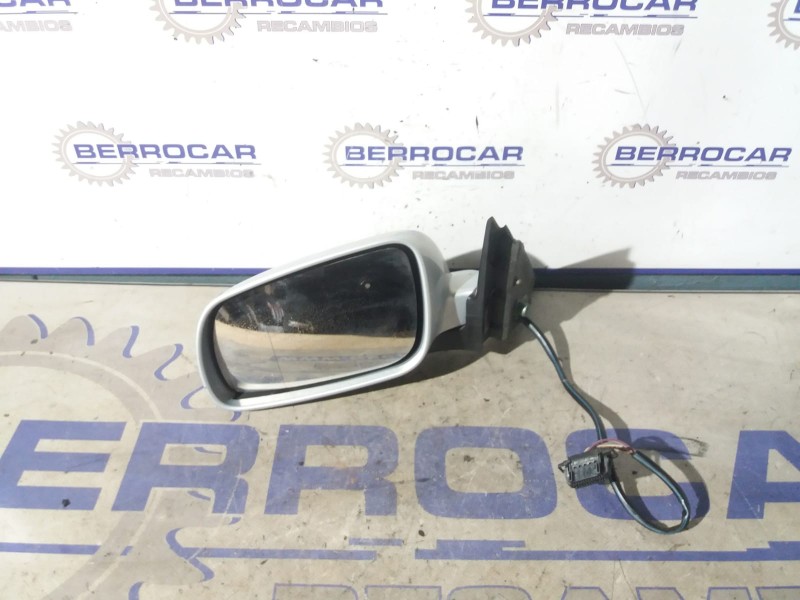 Recambio de retrovisor izquierdo para volkswagen passat berlina (3b3) referencia OEM IAM 54315519  