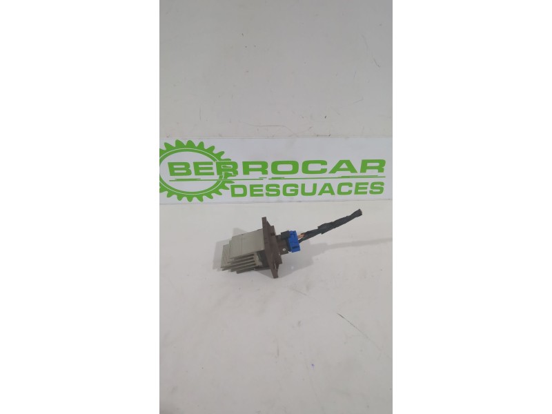 Recambio de resistencia calefaccion para hyundai i30 (fd) 1.6 crdi referencia OEM IAM 972351E000  