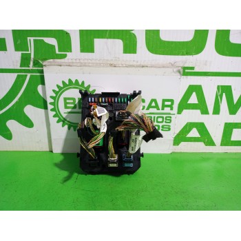 CAJA RELES / FUSIBLES 281201930C 