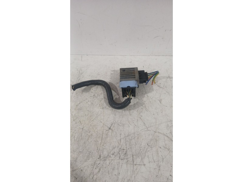 Recambio de caja precalentamiento para nissan qashqai ii (j11, j11_) 1.5 dci referencia OEM IAM 271203982R  