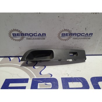 Recambio de moldura lateral para nissan micra (k12e) 1.2 cat referencia OEM IAM 80960AX100  