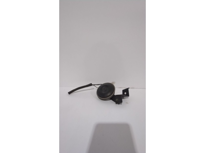 Recambio de claxon para nissan qashqai ii (j11, j11_) 1.5 dci referencia OEM IAM E9001163  