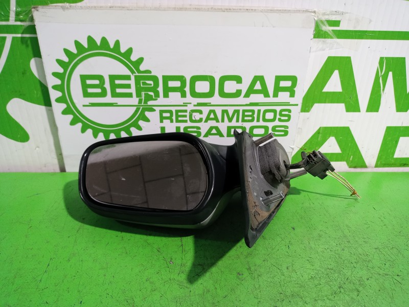 Recambio de retrovisor derecho para citroën xsara berlina 1.9 d sx referencia OEM IAM 9625246477  