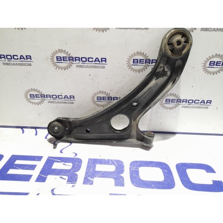 Recambio de brazo suspension inferior delantero derecho para hyundai getz (tb) 1.1 12v cat referencia OEM IAM 545011CXXX  