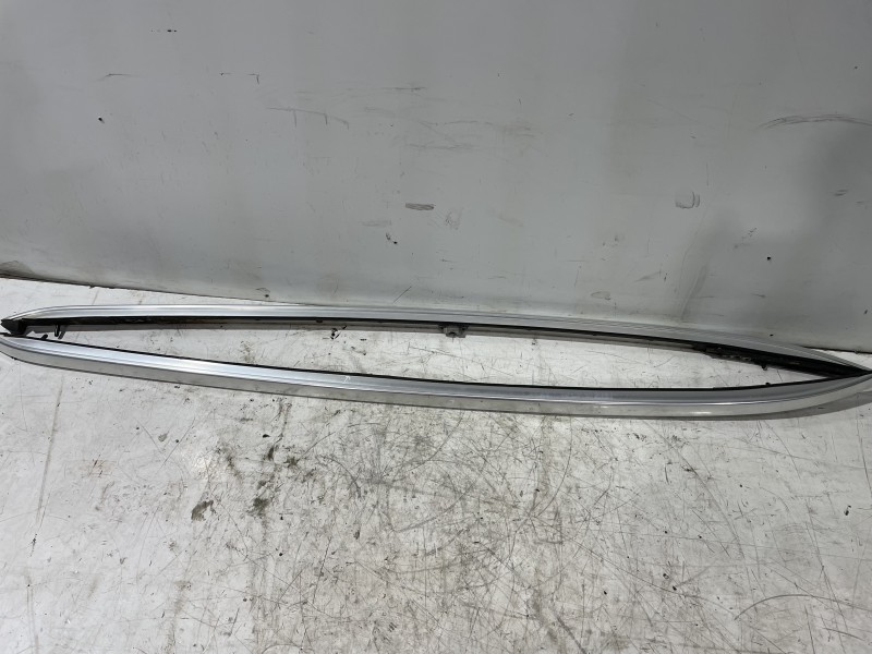 Recambio de barra techo para peugeot 508 allure referencia OEM IAM 8361R6  