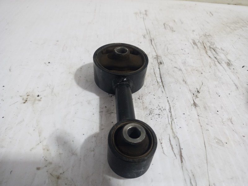 Recambio de soporte para hyundai ix35 (lm, el, elh) 2.0 crdi 4wd referencia OEM IAM 219702S000  