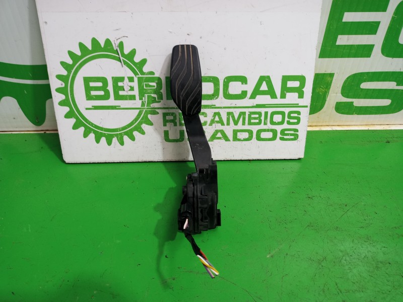 Recambio de pedal acelerador para nissan qashqai (j11) acenta referencia OEM IAM 180024BA0B  