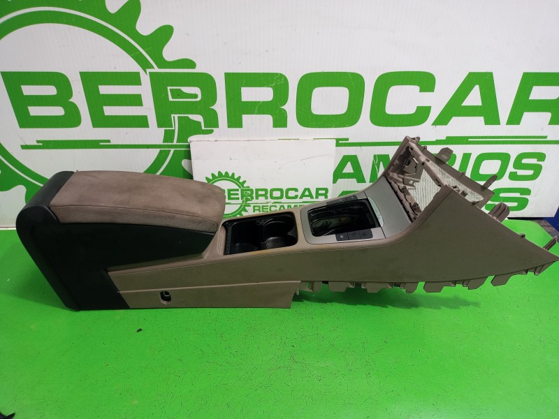 Recambio de consola central para volkswagen passat berlina (3c2) 2.0 tdi referencia OEM IAM 3C1863241DDVAL  