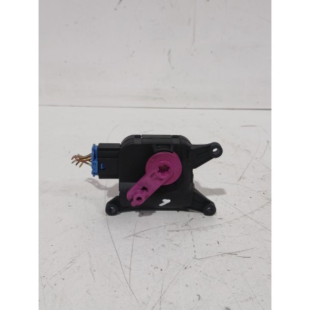 Recambio de motor apertura trampilla para skoda octavia i (1u2) 1.9 tdi referencia OEM IAM 0132801328  