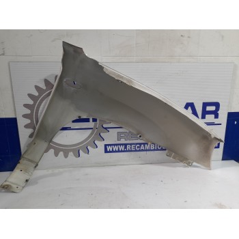 Recambio de aleta delantera izquierda para hyundai santa fe (sm) 2.0 crdi cat referencia OEM IAM 6631126270  