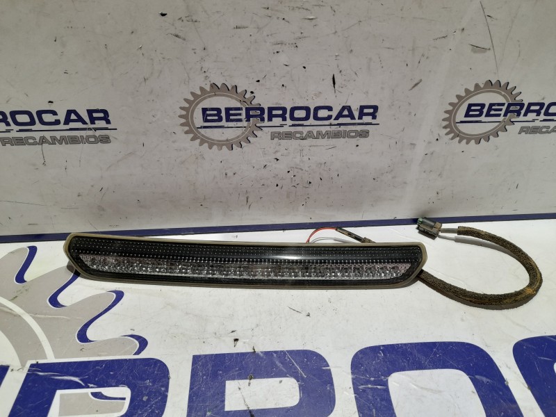 Recambio de luz de freno adicional para land rover range rover sport referencia OEM IAM AH3213A613A  