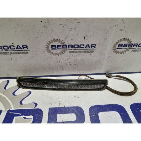 Recambio de luz de freno adicional para land rover range rover sport referencia OEM IAM AH3213A613A  