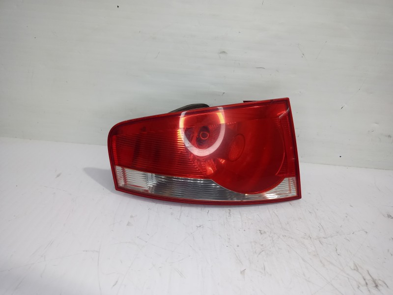 Recambio de piloto trasero izquierdo para seat altea xl (5p5) family referencia OEM IAM 5P8945111A  