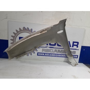 Recambio de aleta delantera derecha para hyundai santa fe (sm) 2.0 crdi cat referencia OEM IAM 6632126270  