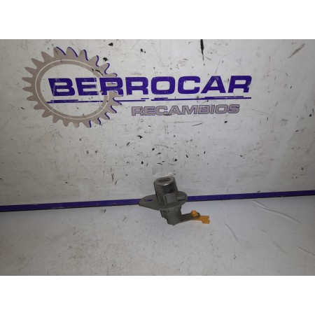 Recambio de bombin porton trasero para hyundai getz (tb) 1.1 12v cat referencia OEM IAM 812301C000  
