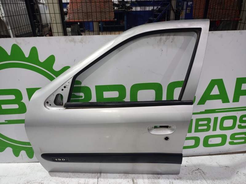 Recambio de puerta delantera izquierda para citroën xsara berlina 1.9 d sx referencia OEM IAM 9002P5  
