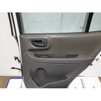 Recambio de puerta trasera derecha para hyundai santa fe (sm) 2.0 crdi cat referencia OEM IAM 7700426110  