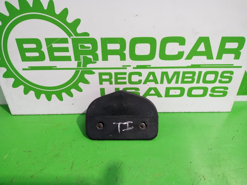 Recambio de anclaje porton para peugeot partner (s1) 1.9 diesel referencia OEM IAM 872471  