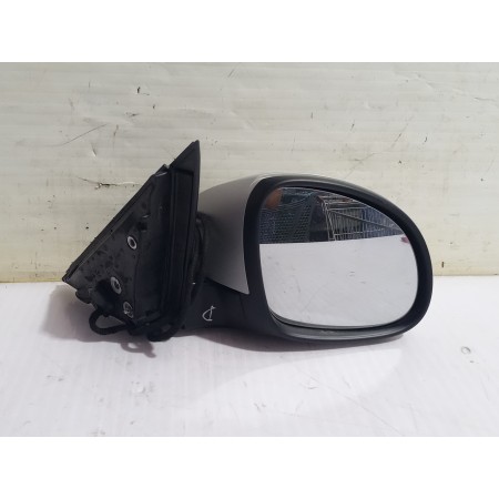 Recambio de retrovisor derecho. para skoda yeti active referencia OEM IAM E1021062  