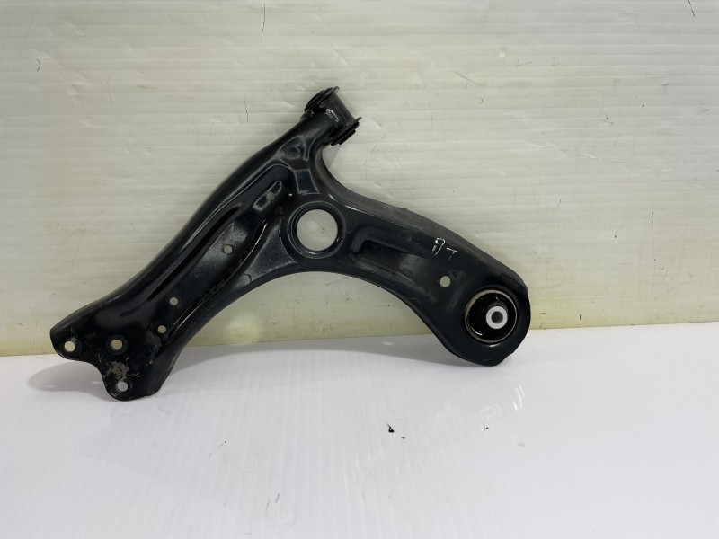 Recambio de brazo suspension inferior delantero izquierdo para volkswagen polo (6c1) advance bluemotion referencia OEM IAM 6R040