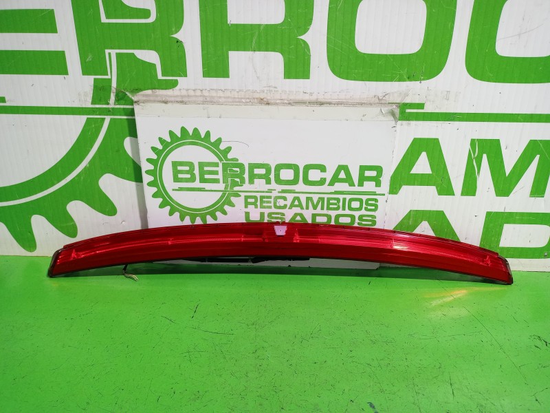 Recambio de luz central de freno para citroën c4 grand picasso exclusive referencia OEM IAM 9654435580  