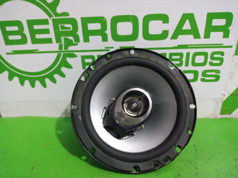 Recambio de altavoz para citroën xsara berlina 1.9 d sx referencia OEM IAM S07018301532  