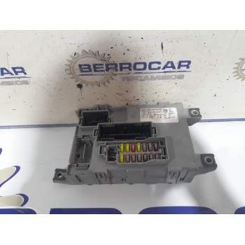 Recambio de caja reles / fusibles para fiat punto (evo) (199) 1.4 16v referencia OEM IAM 00518690940  