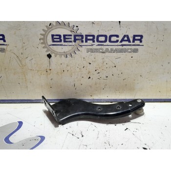 SOPORTE / GUIA PUERTA CORREDERA 2K0843336A 