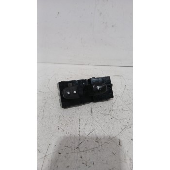 MANDO ELEVALUNAS DELANTERO DERECHO 254114CE0A 