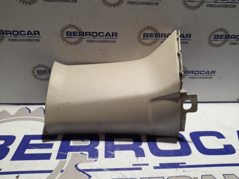 Recambio de moldura lateral para land rover discovery referencia OEM IAM EMR500391  